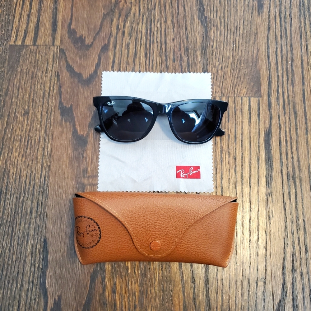 Ray-Ban Sunglasses